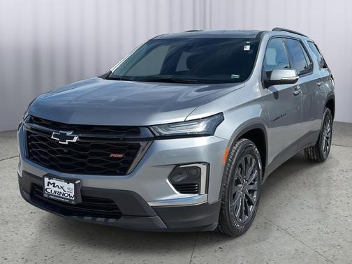 Sterling Gray Metallic 2023 Chevrolet Traverse RS
