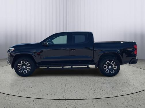 Black 2026 Chevrolet Colorado Z71