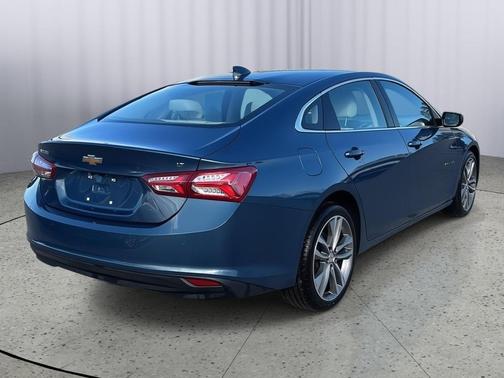 Lakeshore Blue Metallic 2024 Chevrolet Malibu FWD 2LT