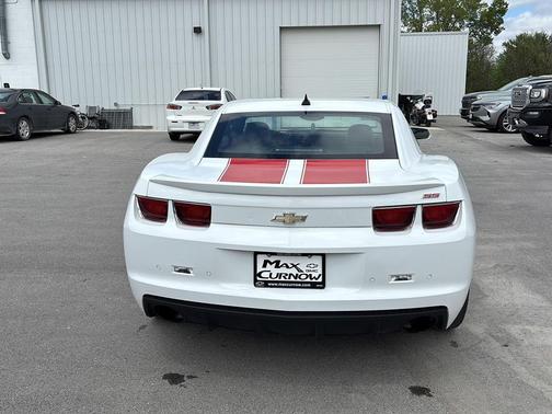 Summit White 2010 Chevrolet Camaro 2SS