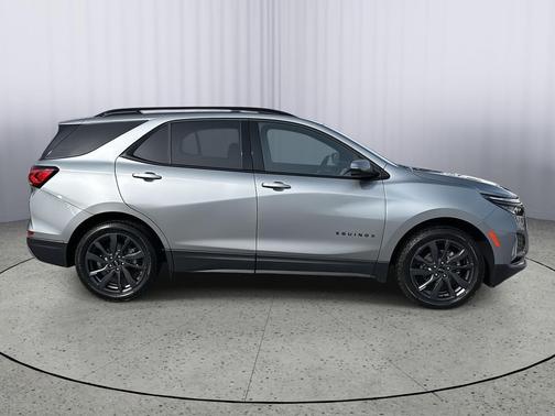 2023 Chevrolet Equinox FWD RS