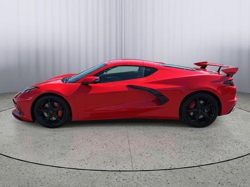 2022 Chevrolet Corvette Stingray w/2LT
