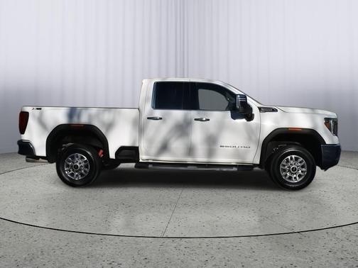 2023 GMC Sierra 2500 SLT