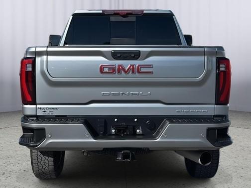 2024 GMC Sierra 2500 Denali