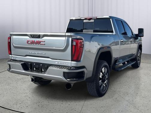 2024 GMC Sierra 2500 Denali