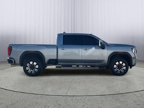 2024 GMC Sierra 2500 Denali