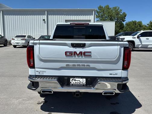 Glacier White Tricoat 2026 GMC Sierra 1500 SLT