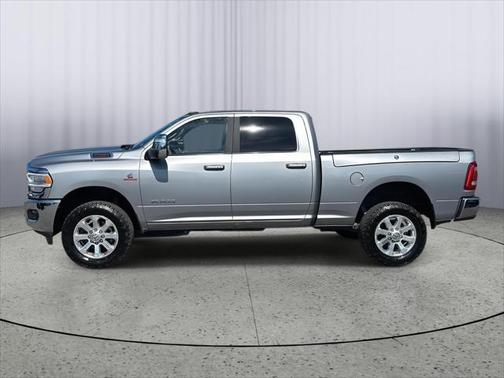 2023 RAM 2500 Laramie Crew Cab 4x4 6'4' Box