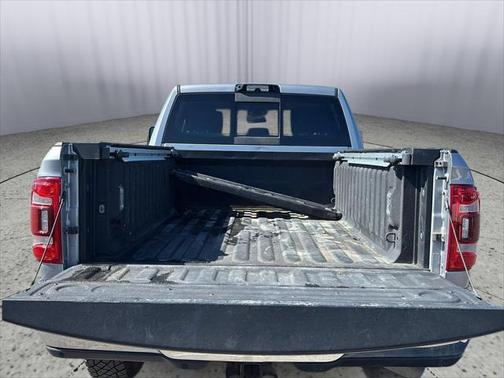 2023 RAM 2500 Laramie Crew Cab 4x4 6'4' Box