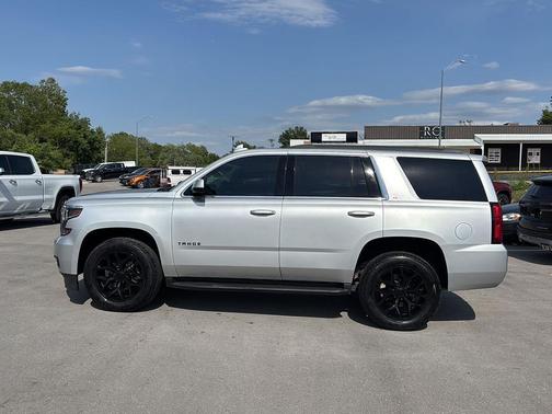 Silver Ice Metallic 2019 Chevrolet Tahoe LT