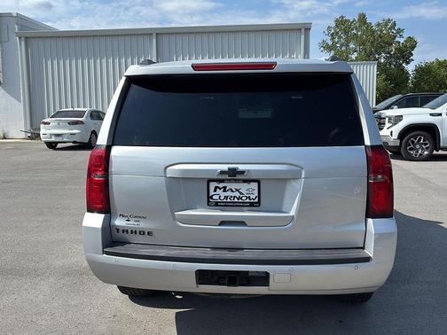 Silver Ice Metallic 2019 Chevrolet Tahoe LT