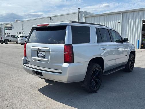 Silver Ice Metallic 2019 Chevrolet Tahoe LT