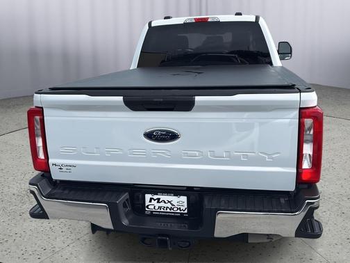 Oxford White 2025 Ford F-250 XLT