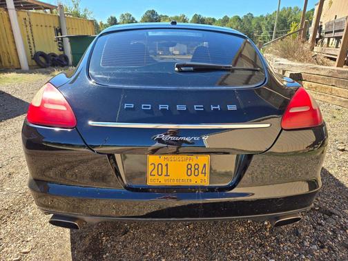 2012 Porsche Panamera 4