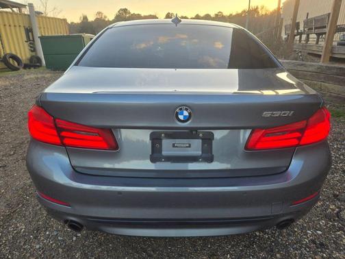 2017 BMW 530 530i Sedan 4D