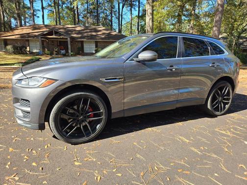 2019 Jaguar F-PACE 25t Premium