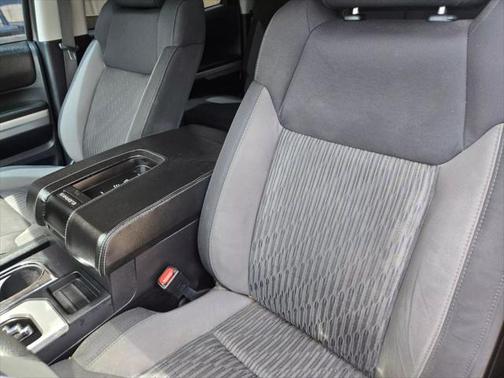 2014 Toyota Tundra SR5