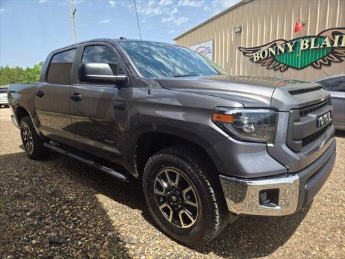 2014 Toyota Tundra SR5