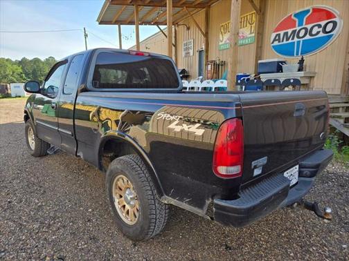 2003 Ford F-150 XLT