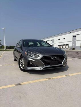 2018 Hyundai SONATA SE