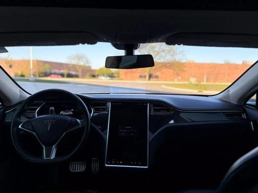 2013 Tesla Model S Sedan 4D