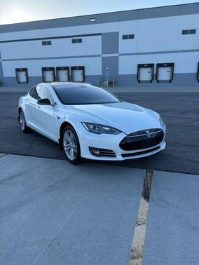 2013 Tesla Model S Sedan 4D