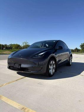 2024 Tesla Model Y Long Range Dual Motor All-Wheel Drive