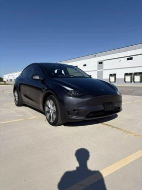 2024 Tesla Model Y Long Range Dual Motor All-Wheel Drive