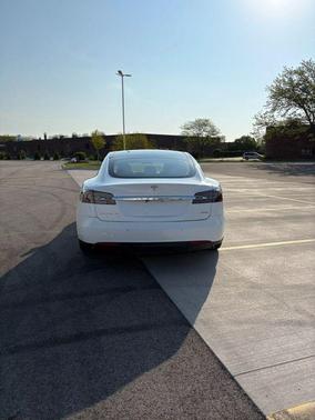 2015 Tesla Model S 85D