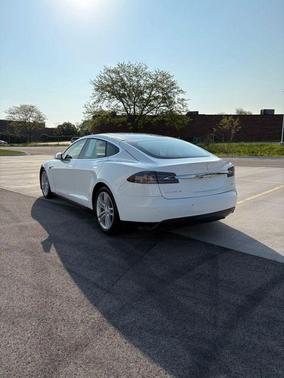 2015 Tesla Model S 85D