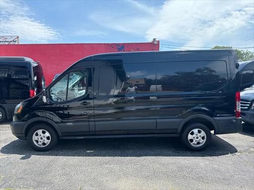 2017 Ford Transit-250 Base