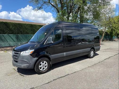 Black 2024 Mercedes-Benz Sprinter 2500 High Roof