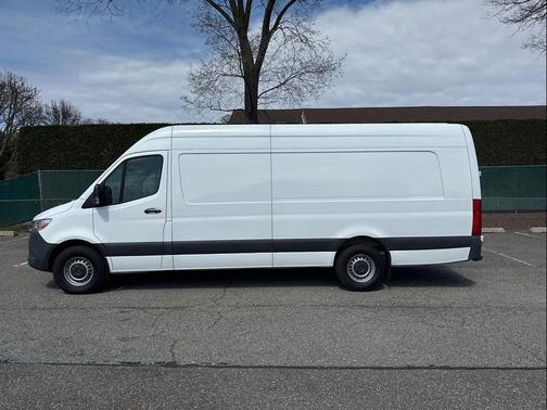 2023 Mercedes-Benz Sprinter 2500 High Roof