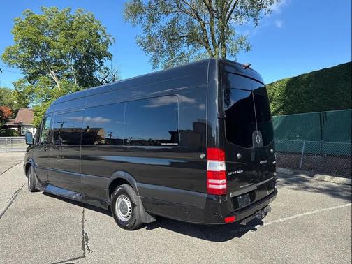 2017 Mercedes-Benz Sprinter 2500 Standard Roof