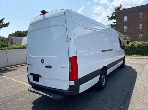 2023 Mercedes-Benz Sprinter 2500 High Roof