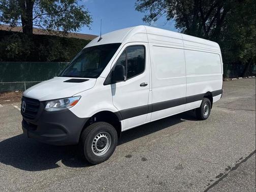 2025 Mercedes-Benz Sprinter 2500 High Roof