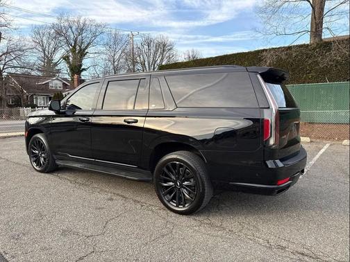 2023 Cadillac Escalade ESV Premium Luxury
