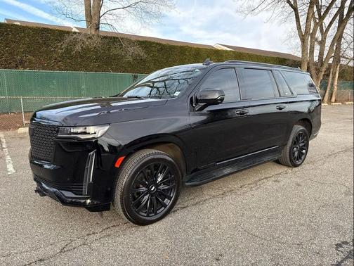 2023 Cadillac Escalade ESV Premium Luxury