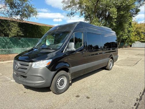 2025 Mercedes-Benz Sprinter 2500 High Roof