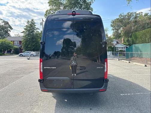 2025 Mercedes-Benz Sprinter 2500 High Roof