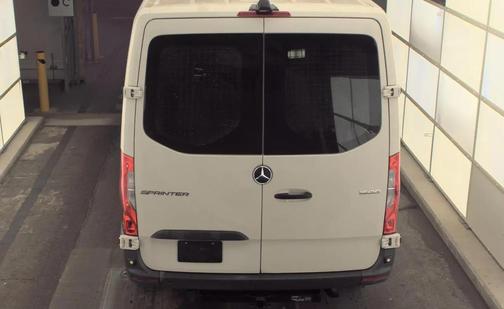 2021 Mercedes-Benz Sprinter 1500 Standard Roof I4