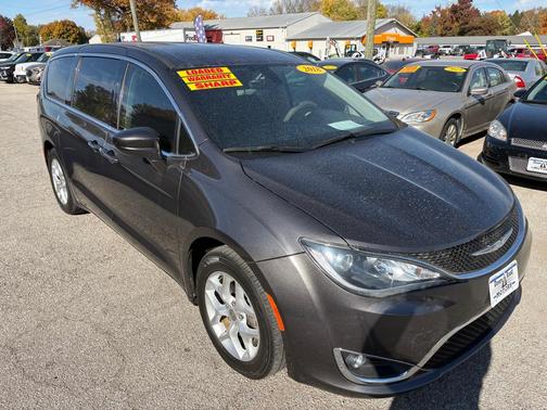 2018 Chrysler Pacifica Touring Plus
