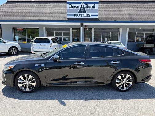 Ebony Black 2018 Kia Optima LX
