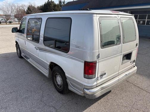 2002 Ford E150 Cargo