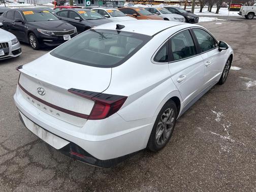 2021 Hyundai SONATA SEL