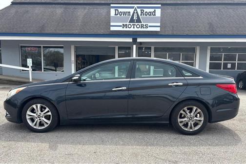 BLUE 2011 Hyundai SONATA SE