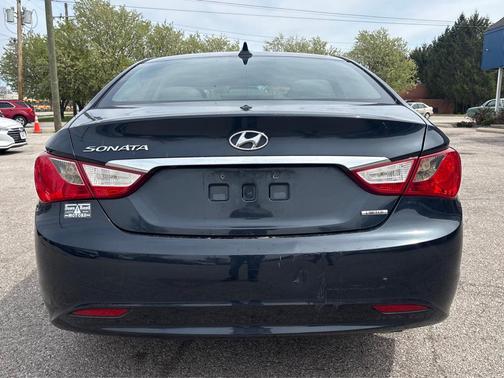 BLUE 2011 Hyundai SONATA SE