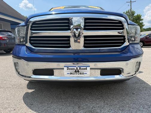 Blue Streak Pearlcoat 2014 RAM 1500 SLT