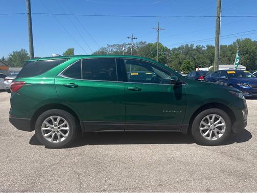 Ivy Metallic 2019 Chevrolet Equinox 1LT