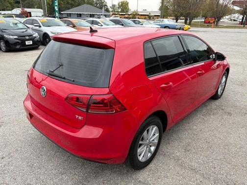2017 Volkswagen Golf TSI S 4-Door